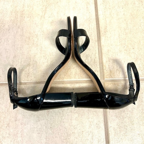 The Stuart Weitzman Women's Nearlynude Strap Sandal black block heels size 6M - Picture 8 of 11